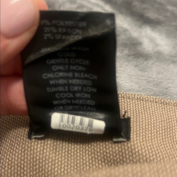 Ann Taylor Factory Women's Tan Trousers - Picture 3 of 7